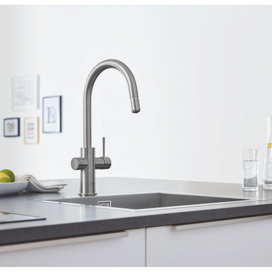 Grohe Blue Home C - kifolyós kezdőkészlet S - es méretű filterrel, kihúzható fejjel, szín: SuperSteel (31541DC0)