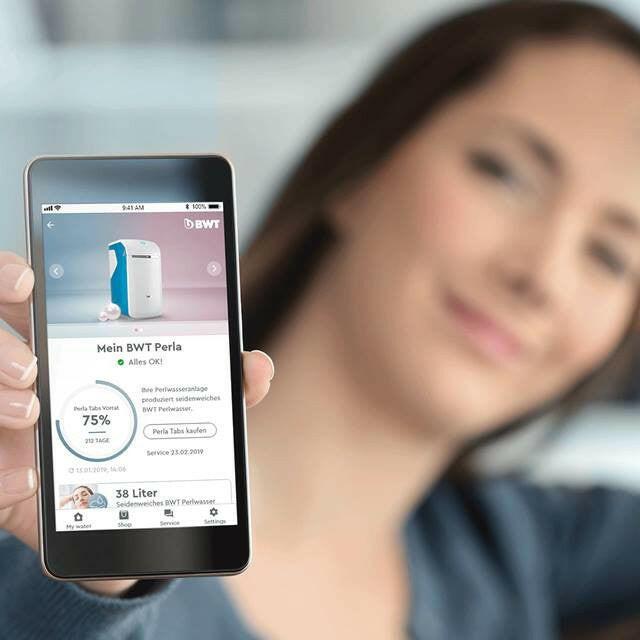 BWT Perla vízlágyító ikeroszlopos, smart, vízszivárgás elleni védelem, 53 l/perc