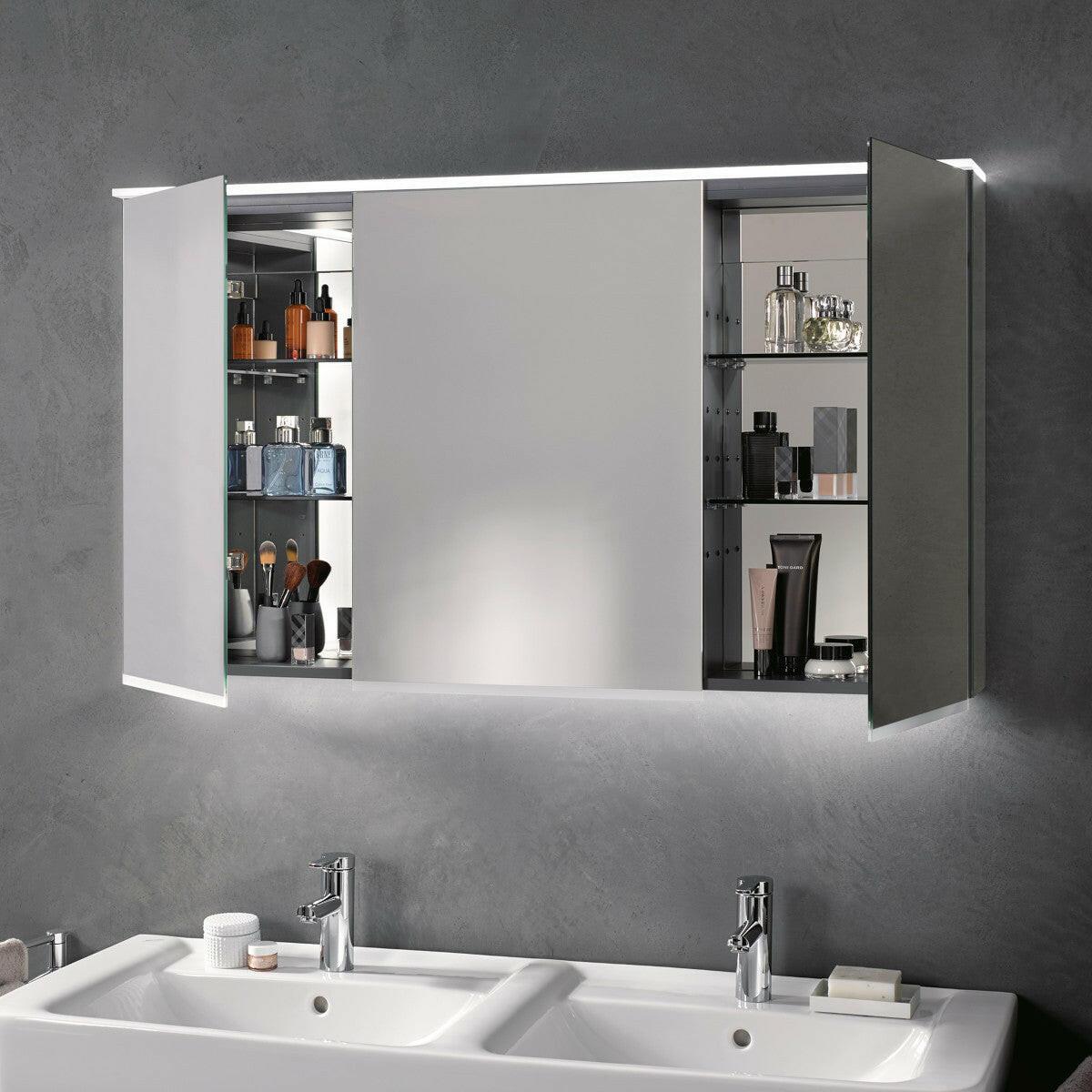 Geberit Option Plus tükör szekrény világítással, 3 ajtóval, 90x70x17,2cm