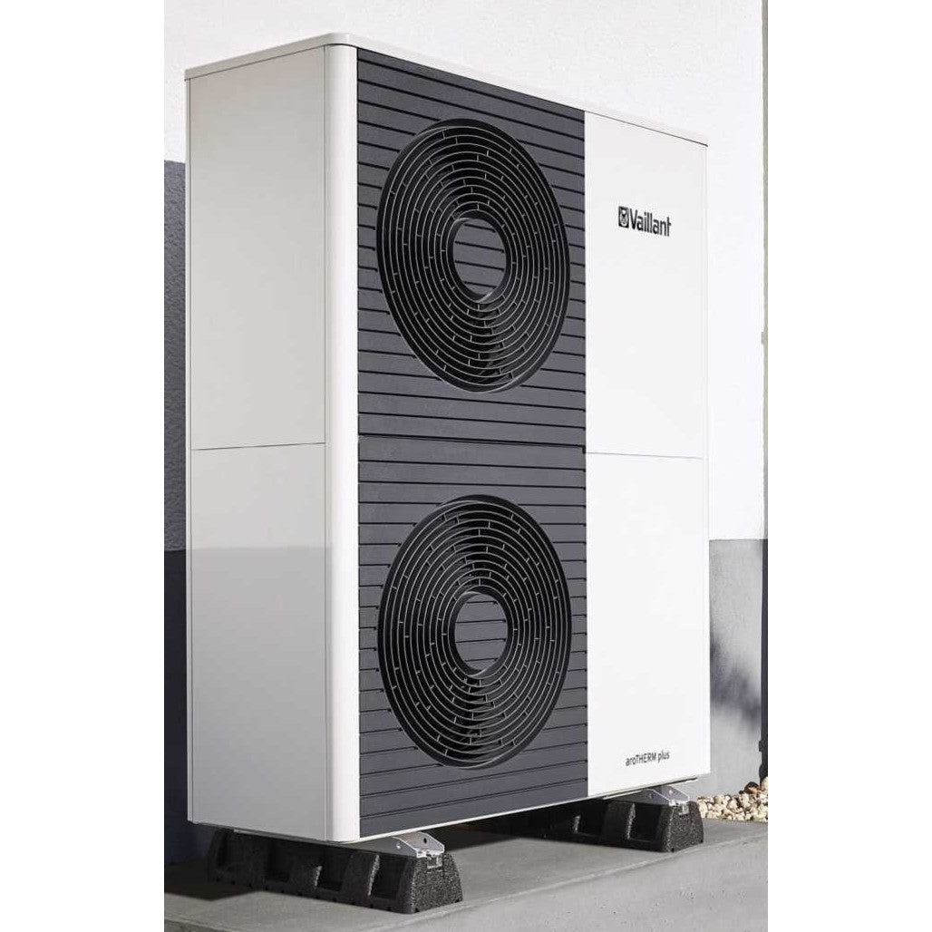 Vaillant aroTHERM plus VWL 125/6 A 230V levegő-víz hőszivattyú aktív hűtéssel (monoblokk R290)-1